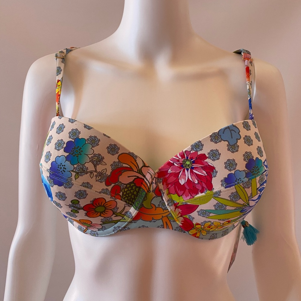 NWT Johnny Was Floral Swim Bikini Top